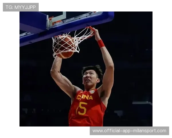 周琦收获重奖：篮球巨星再度突破，未来可期