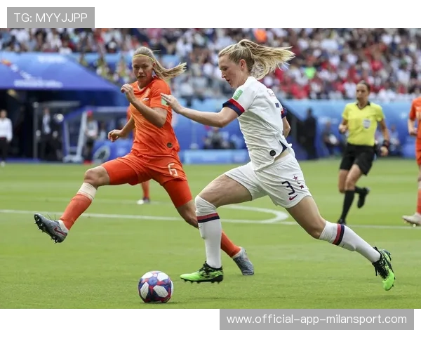 美国女子足球:提前晋级,冲击冠军宝座!,美国女足足球 美国女子足球:提前晋级,冲击冠军宝座!,美国女足足球