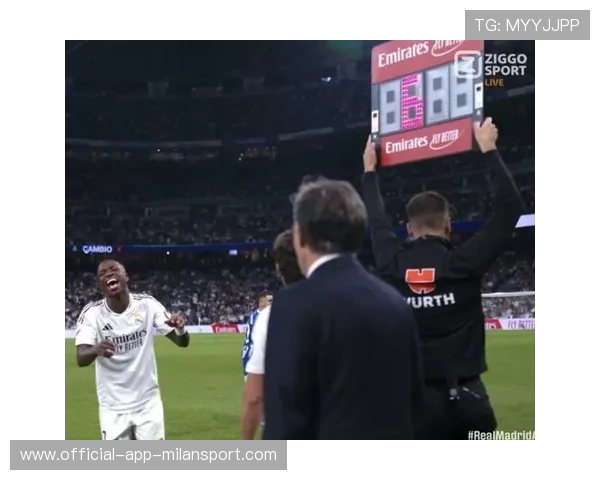 沙特联赛开出重金合同,维尼修斯转会成焦点,沙特队规划球员 沙特联赛开出重金合同,维尼修斯转会成焦点,沙特队规划球员